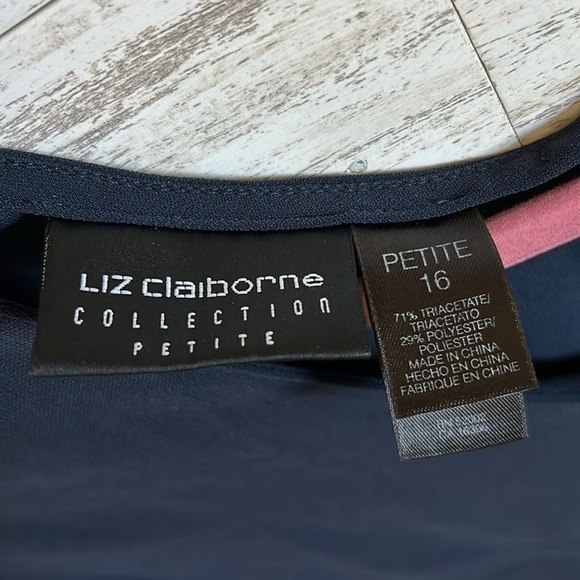 Liz Claiborne Collection Petite Top | SIZE 16P - Picture 3 of 3